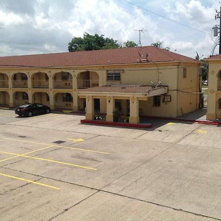 Guest Inn And Suites Houston Eksteriør billede