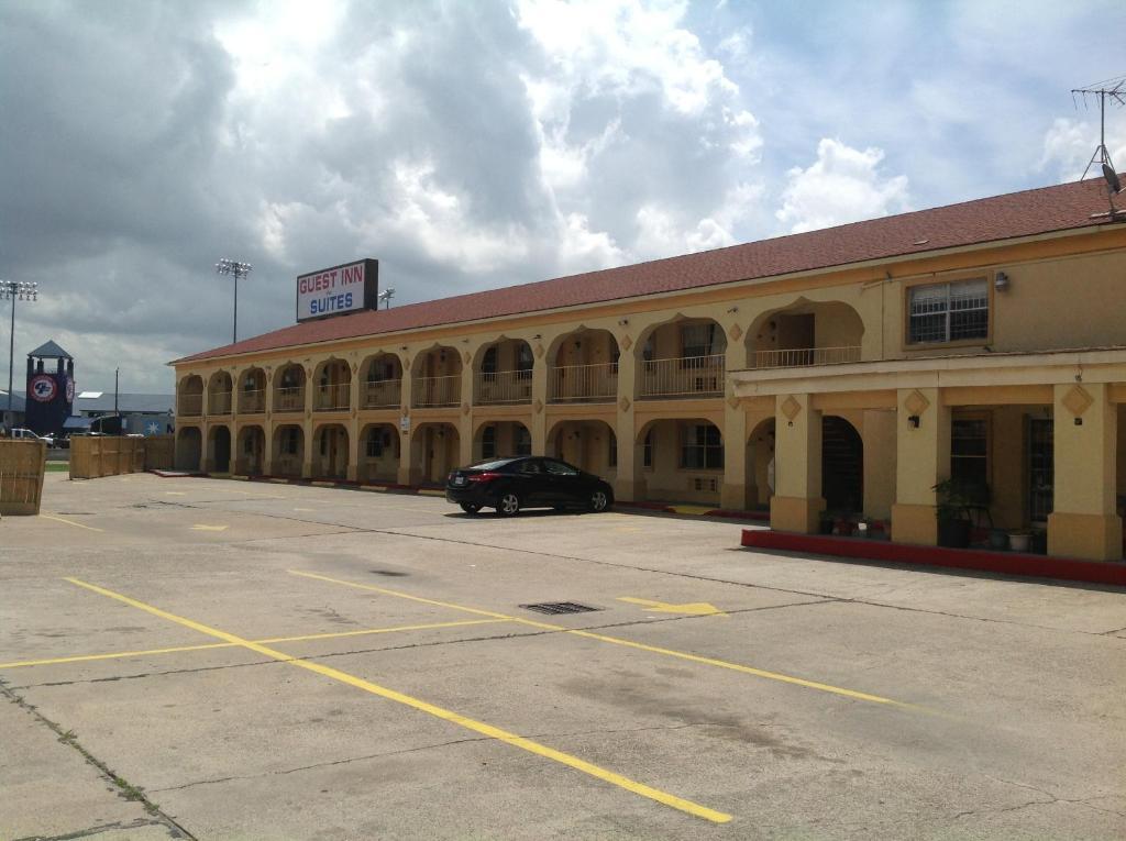 Guest Inn And Suites Houston Eksteriør billede